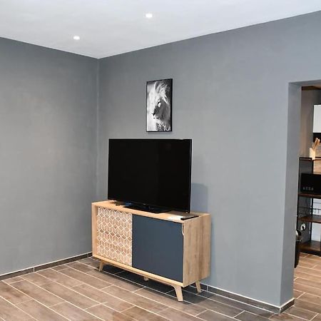 Logement In Wood Брюжлет Экстерьер фото