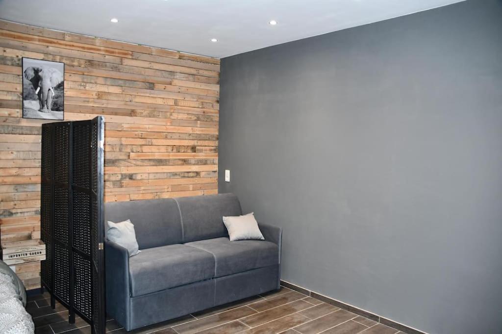 Logement In Wood Брюжлет Экстерьер фото